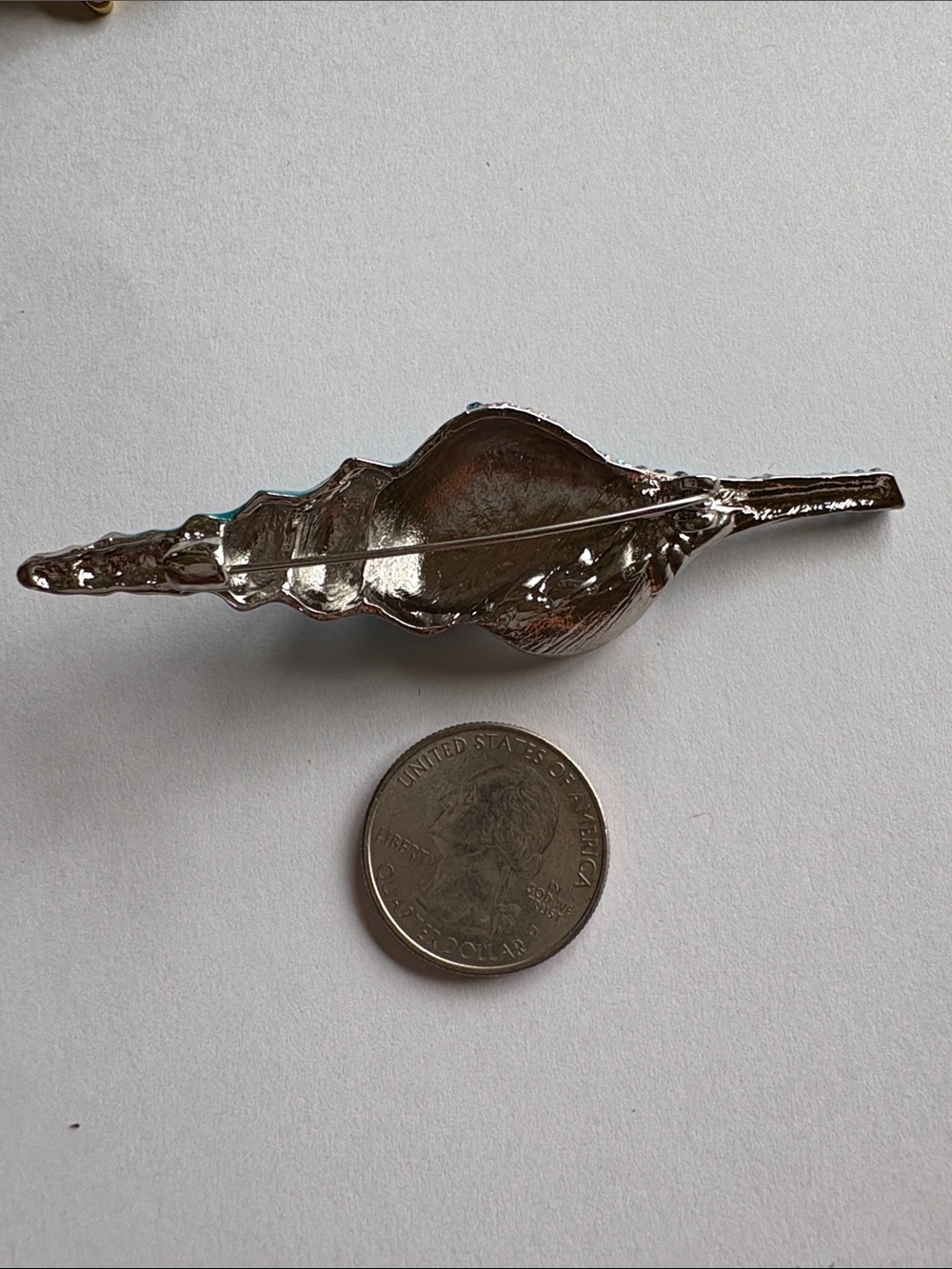 Turquoise Rhinestone Seashell Brooch - Picture 2 of 2